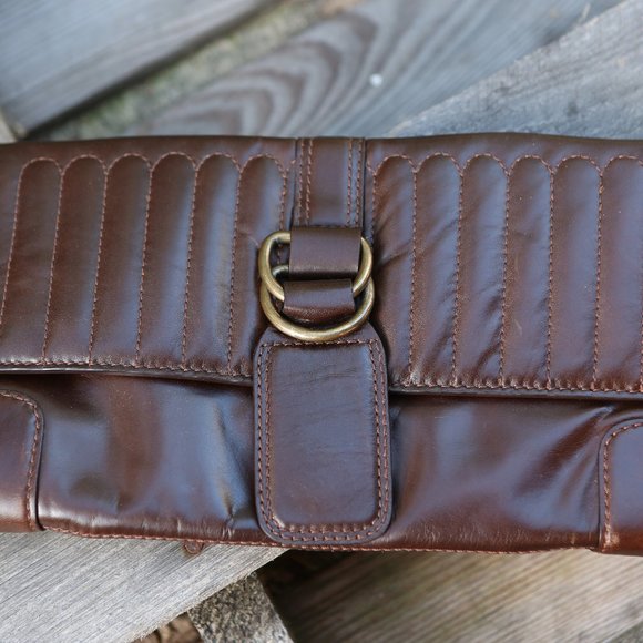 Brown Kate Laundry Clutch - Picture 6 of 8